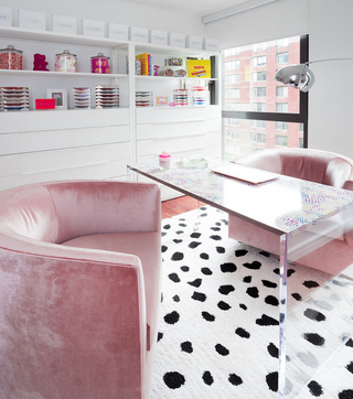 THE DESIGNER – Cara Woodhouse